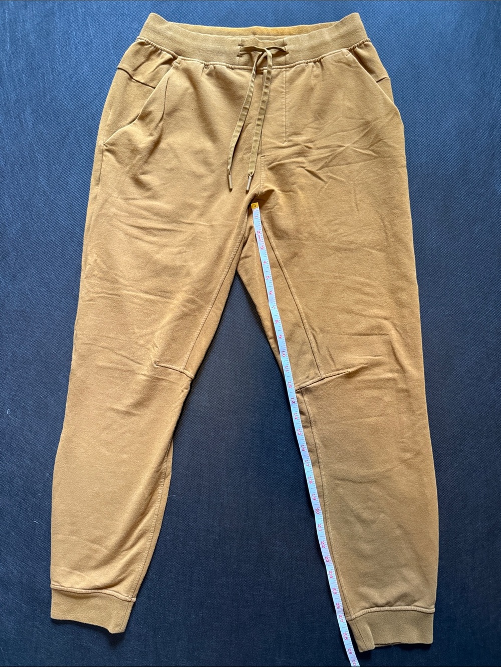 lululemon athletica Men's Sweatpants in Mustard